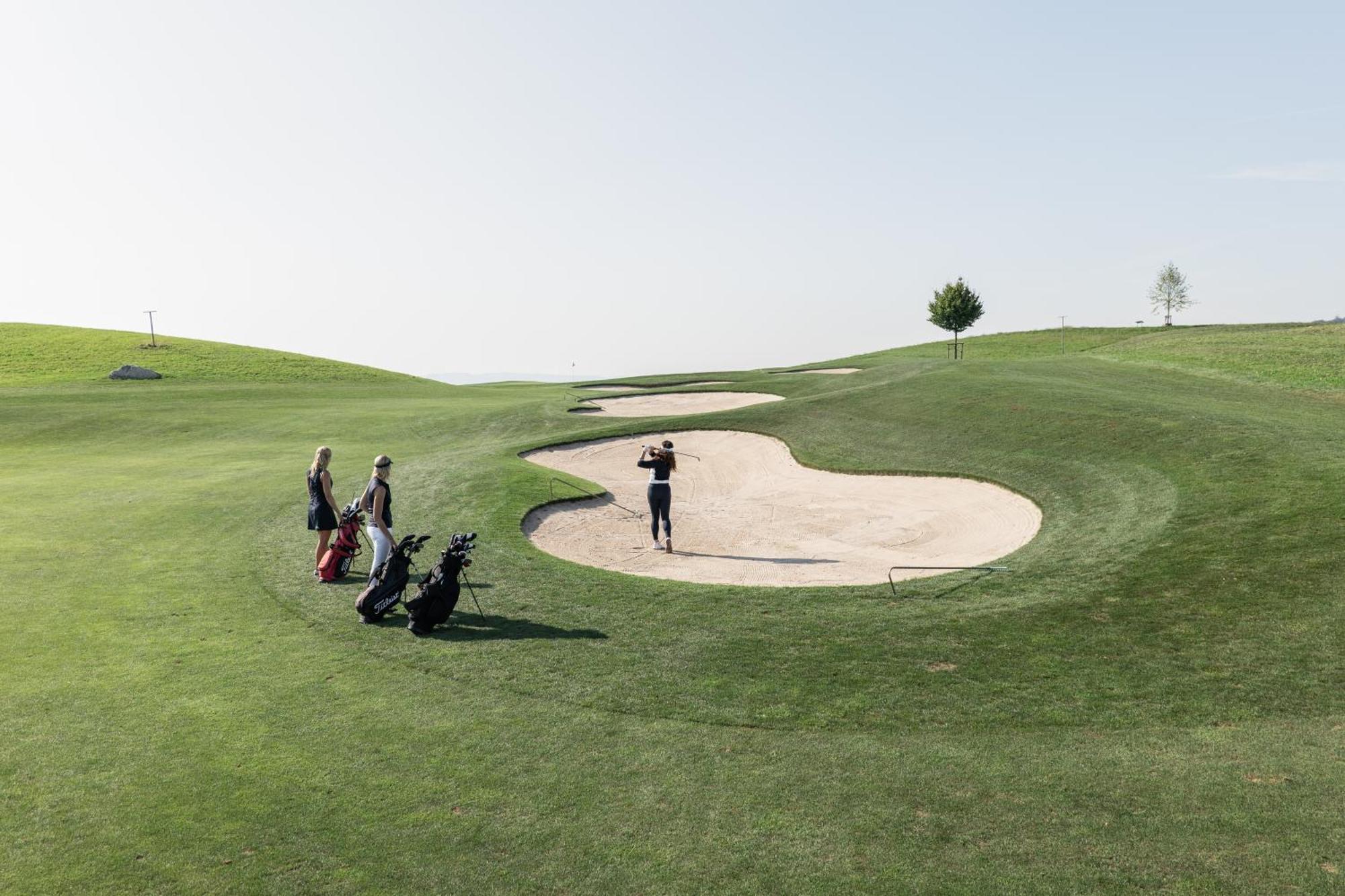 Gasthaus Badhof - Golfhotel Meggen Bagian luar foto