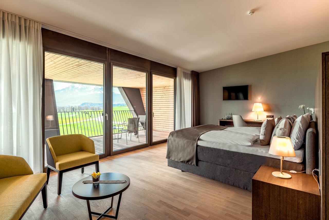 Gasthaus Badhof - Golfhotel Meggen Bagian luar foto